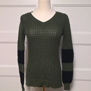 Ultra Flirt Green and Black V-Neck Sweater with Color-Block Design